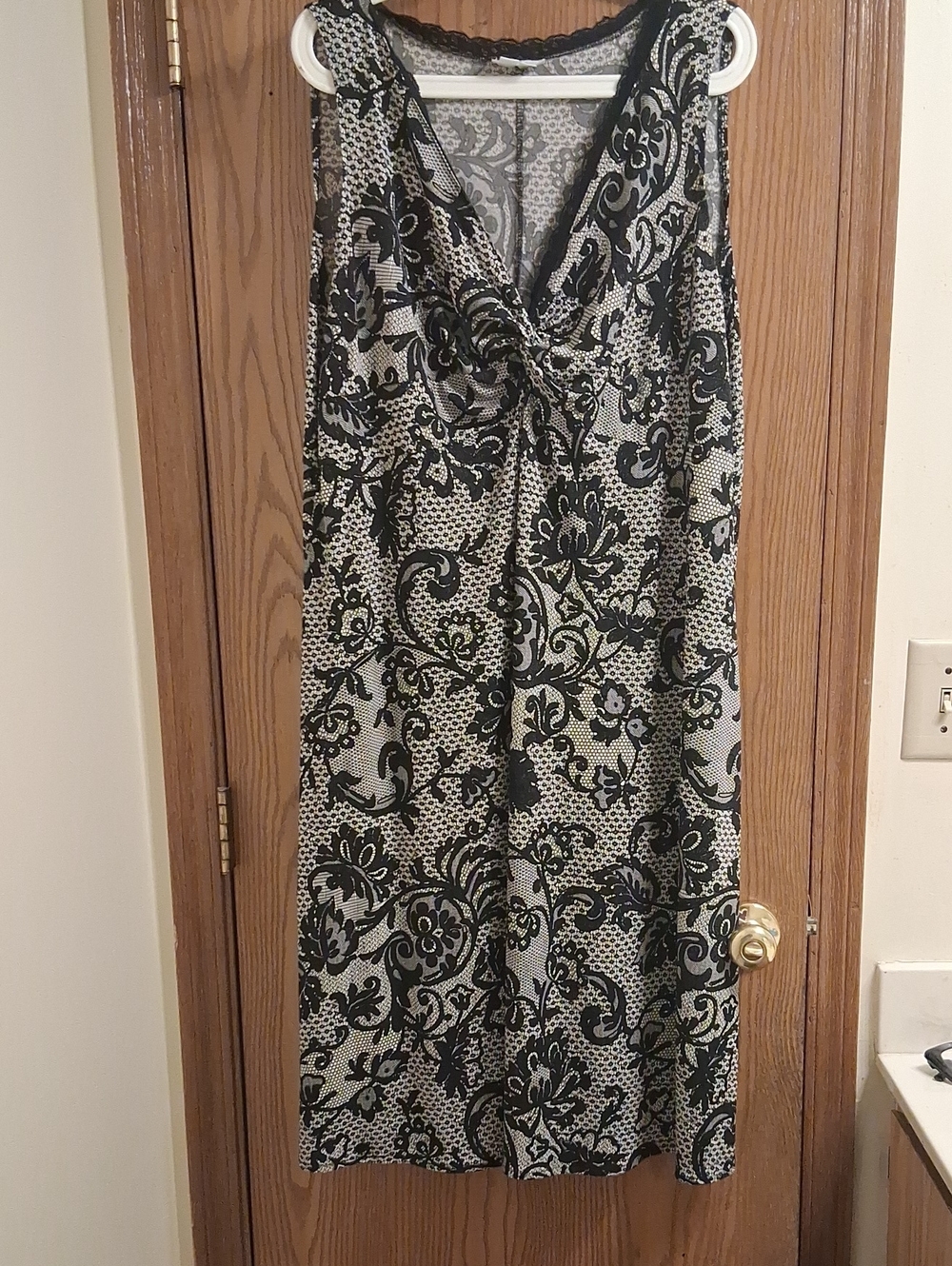 London Times Black and White Floral Twist-Front Dress